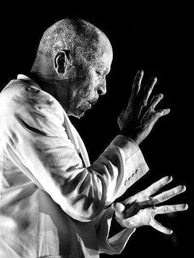 Passaggi. Koffi Koko tra danza contemporanea e filosofia del Vodoun - Fontana Editore